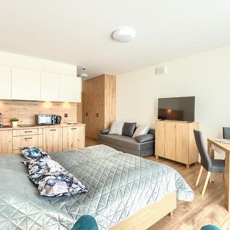 Apartamenty Promenada Kasprowicza 20 Kołobrzeg Exteriör bild