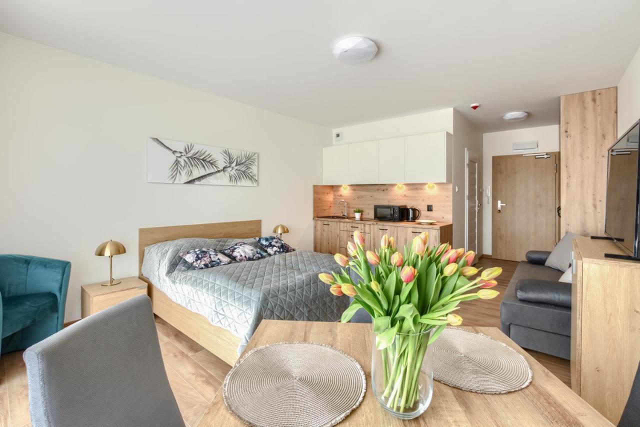Apartamenty Promenada Kasprowicza 20 Kołobrzeg Exteriör bild